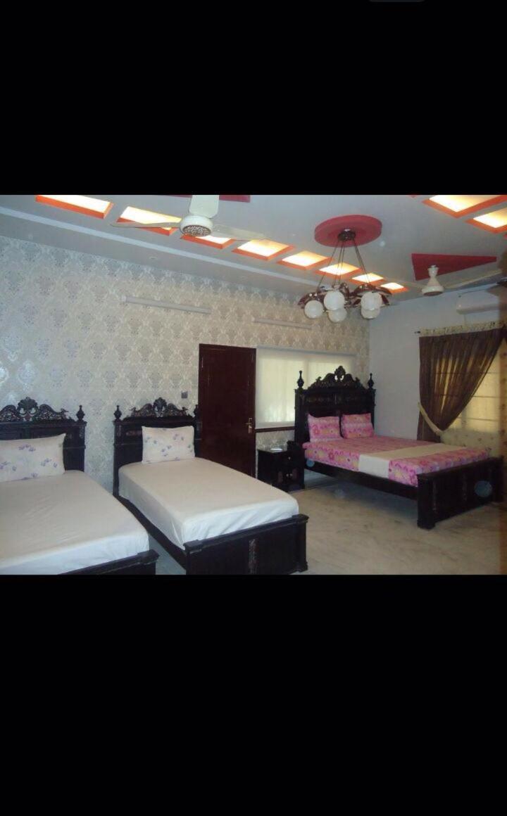 Patel Residency Guest House Karachi Buitenkant foto
