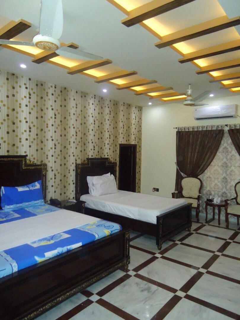 Patel Residency Guest House Karachi Buitenkant foto