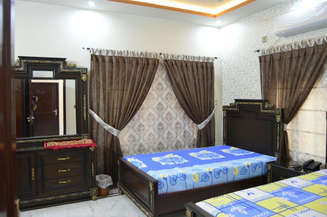 Patel Residency Guest House Karachi Buitenkant foto
