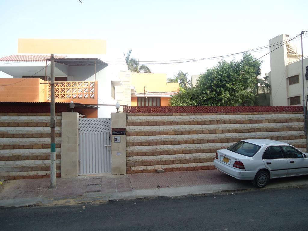 Patel Residency Guest House Karachi Buitenkant foto