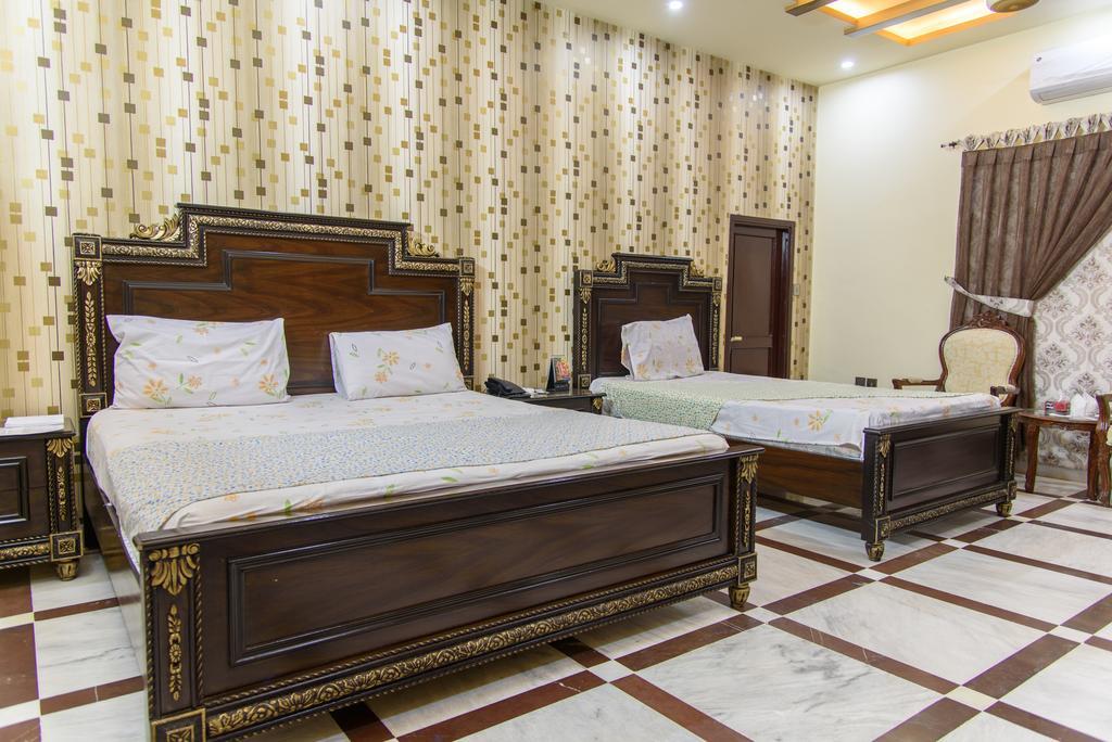 Patel Residency Guest House Karachi Buitenkant foto