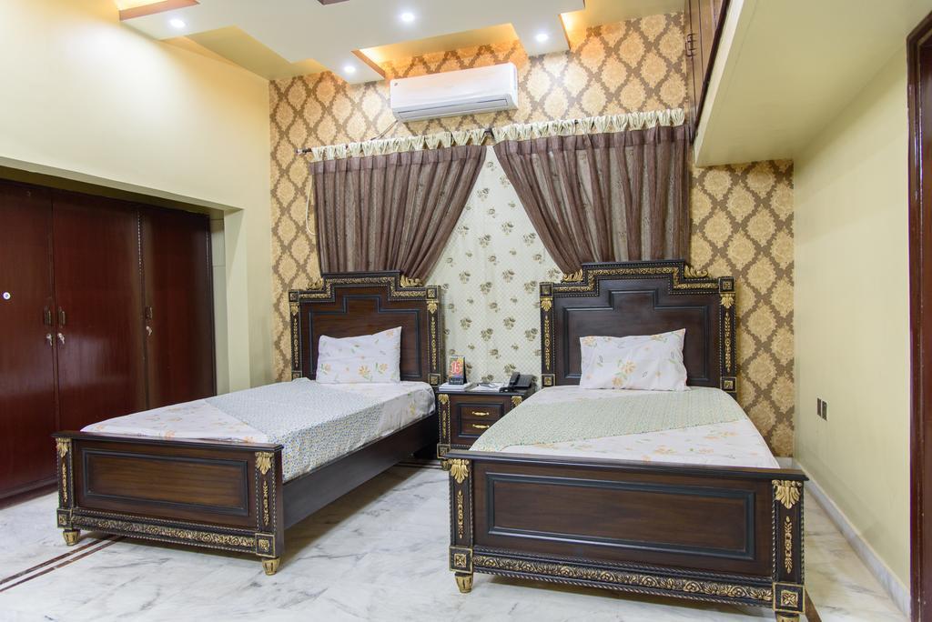 Patel Residency Guest House Karachi Buitenkant foto