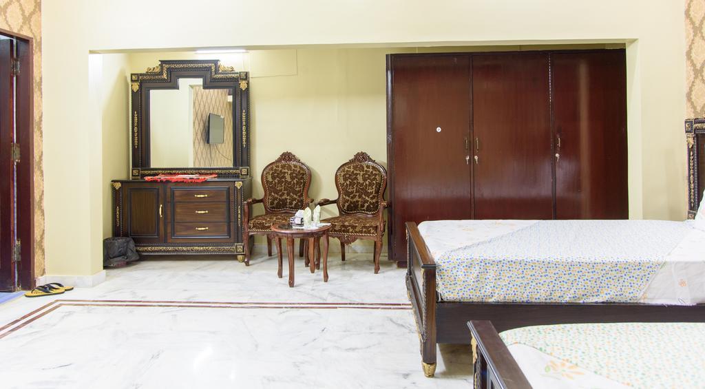 Patel Residency Guest House Karachi Buitenkant foto