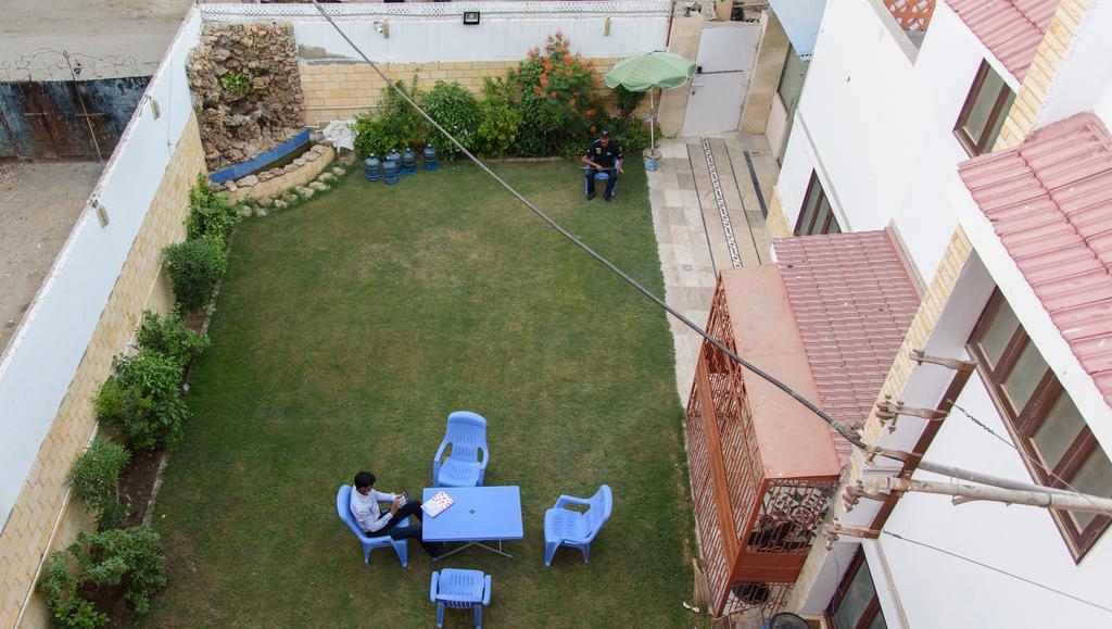 Patel Residency Guest House Karachi Buitenkant foto